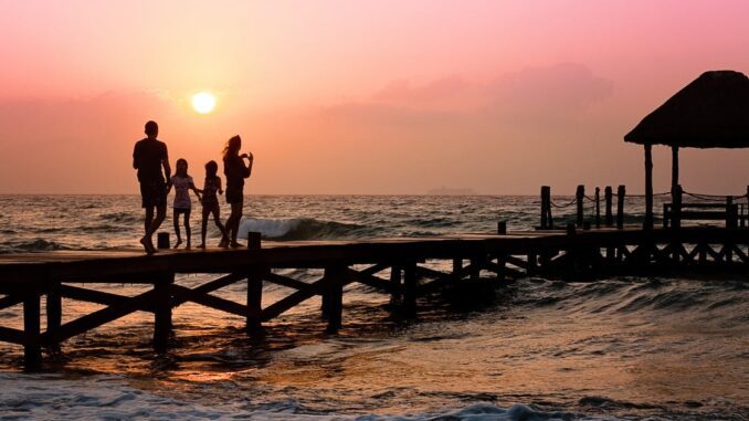 family-pier-man-woman-39691